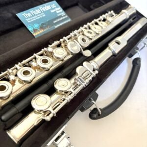 Yamaha YFL-261 (=262) Flute, Offset G, C foot, 1-year Warranty!