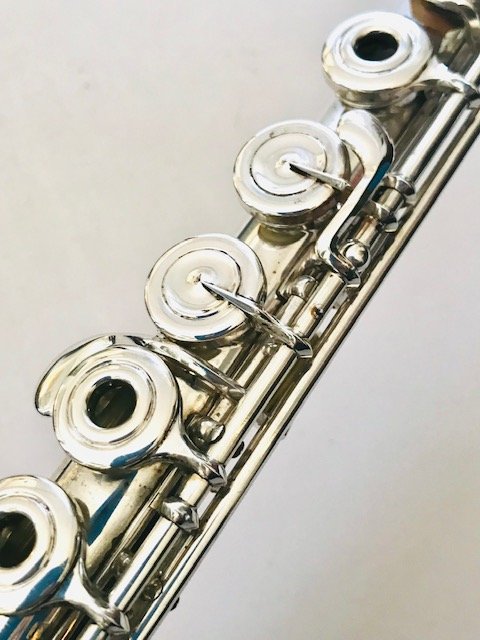 IMG_1875.jpg Altus SFL-1207 RB All Silver Handmade Flute, In-line G, B Foot, Overhauled!, Warranty!
