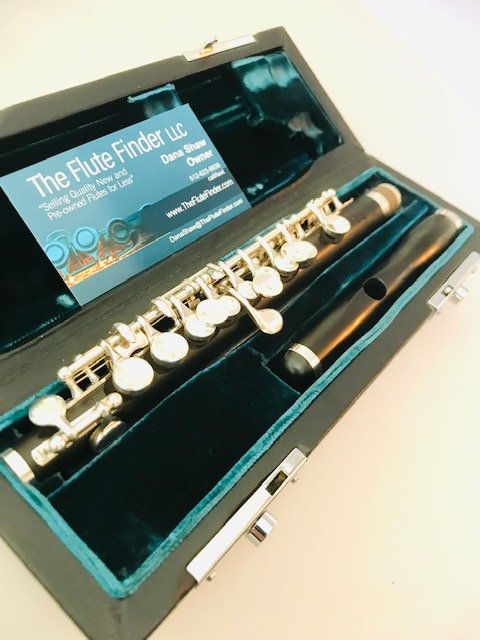 IMG_4880.jpg Burkart & Phelan Professional Piccolo, Wave cut headjoint, Sterling Mechanism, serviced with warranty!