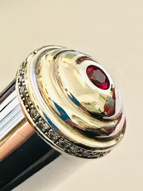 IMG_4904-2.jpg SOLD - Song .995 Silver Flute Headjoint, Engraved Lipplate, Ruby Crown, Warranty!