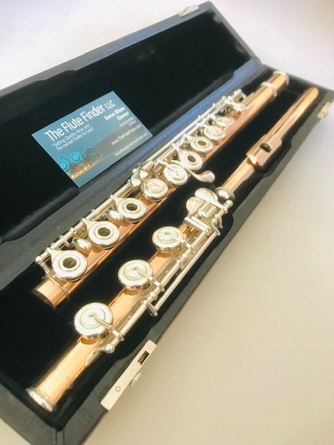 IMG_5008.jpg Powell 9k Aurumite Handmade Conservatory, Offset G, C# Trill, High E Facilitator, Warranty