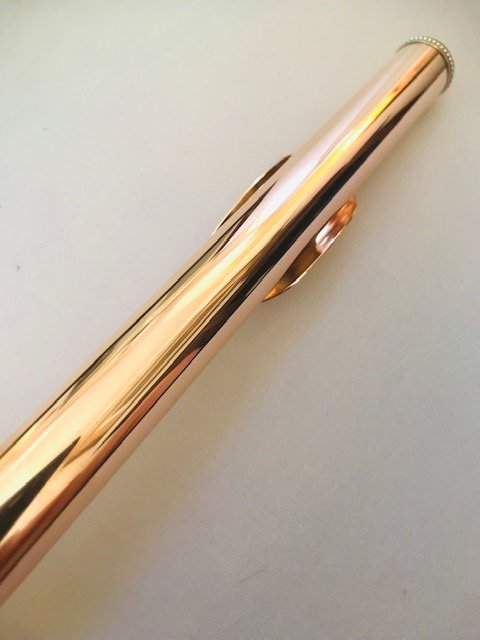 IMG_5012-2.jpg Powell 9k Aurumite Handmade Conservatory, Offset G, C# Trill, High E Facilitator, Warranty