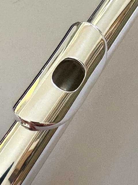 Haynes Q1 Flute, Sterling Silver Hand-cut Haynes Classic Headjoint, 1-year Warranty!