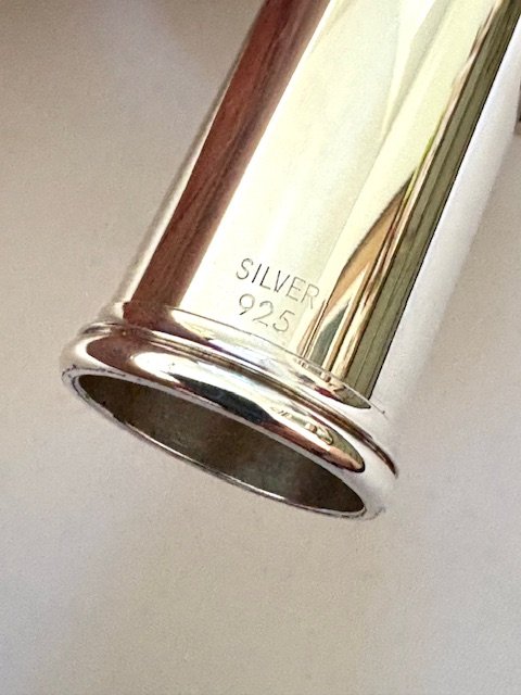 IMG_6084.jpg Yamaha YFL-774 All Silver Professional Flute, Offset G, Heavywall, Split E Mechanism, Upgraded Lillian Burkart Headjoint, Overhauled!, Warranty!!