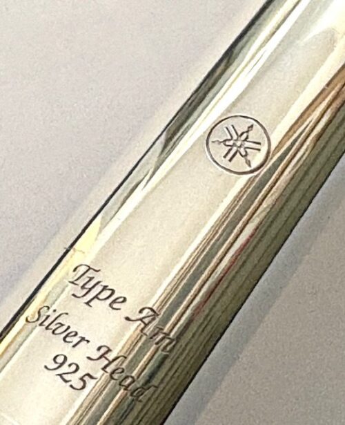 IMG_6921.jpg Yamaha YFL-677 Professional Line Flute, Solid Silver Headjoint and Body, Heavywall, Offset G, C# Trill, Split E Mechanism, Gold Plated Lipplate, Warranty!