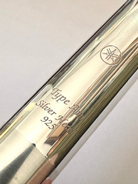 IMG_7461.jpg Yamaha YFL-577 HCT Flute, Sterling Silver Hand-cut AM Headjoint, Offset G, Split E Mechanism, C# Trill Key, Warranty!