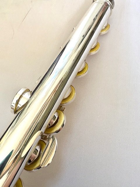 IMG_7463.jpg Yamaha YFL-577 HCT Flute, Sterling Silver Hand-cut AM Headjoint, Offset G, Split E Mechanism, C# Trill Key, Warranty!