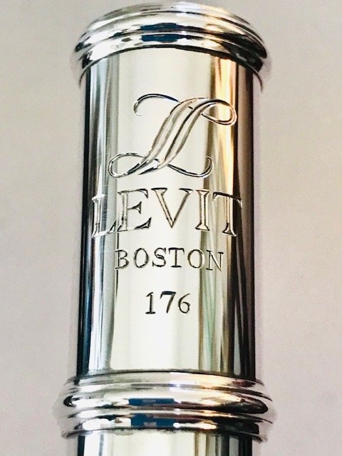 IMG_7671.jpg SOLD - Levit Handmade All Silver Flute, Offset G, C# Trill, Split E Mechanism, 14k Gold Riser, MINT!