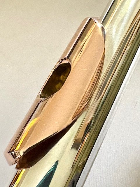 IMG_7781.jpg David Williams Hand-made Headjoint, 18k White Gold/Palladium Alloy, Hand-made 14k Solid Gold Lipplate/24k Riser, 1-year Warranty!