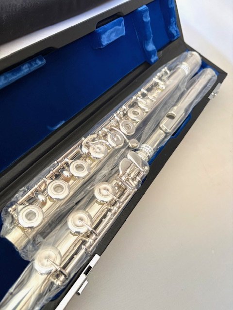 IMG_7832-1.jpg New Muramatsu GXIII Handmade Flute, Solid Silver, Offset G, Split E Mechanism, Factory Warranty!