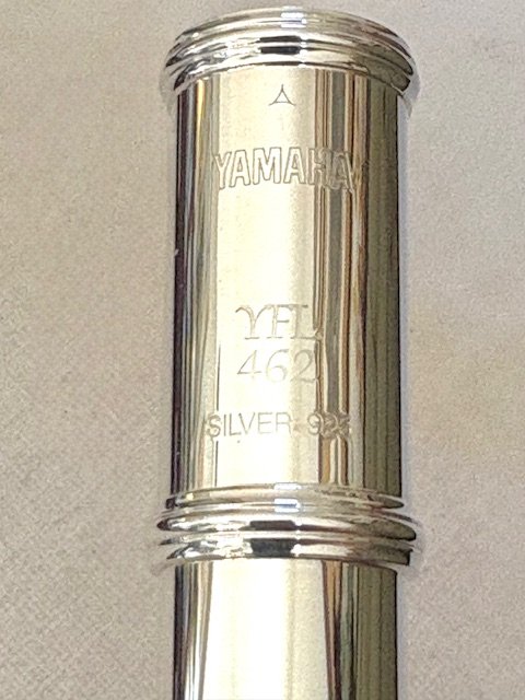IMG_8074.jpg Yamaha YFL 462 Solid Silver Flute, Offset G, Flute Finder Warranty!