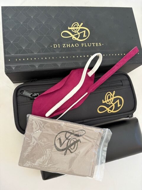 IMG_8214-rotated-1.jpg New DiZhao DZP-201 Grenadilla Wood Piccolo, Built in Lipplate/Wave Cut, Split E Mechanism, Factory Warranty!