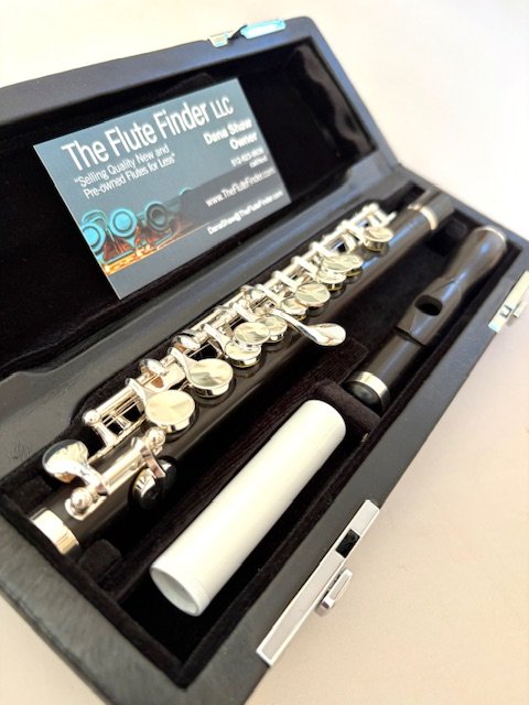 IMG_8215.jpg New DiZhao DZP-201 Grenadilla Wood Piccolo, Built in Lipplate/Wave Cut, Split E Mechanism, Factory Warranty!