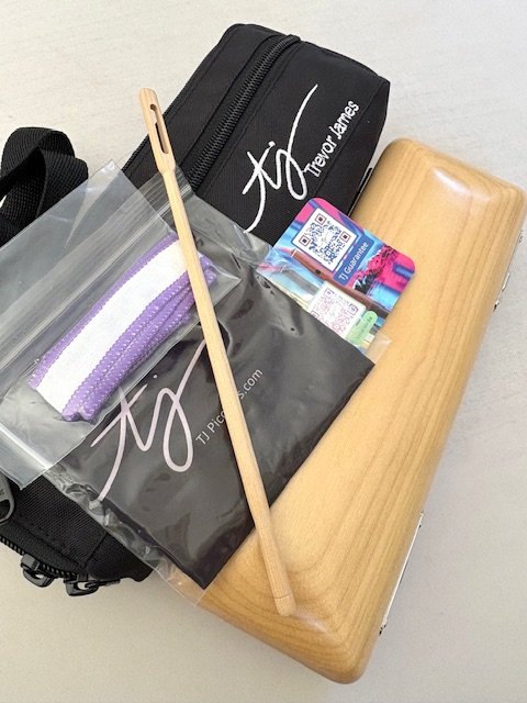 IMG_8432-1.jpg New! Trevor James Grenadilla Wood Piccolo, Hand-cut Wave Embouchure, Factory Warranty!