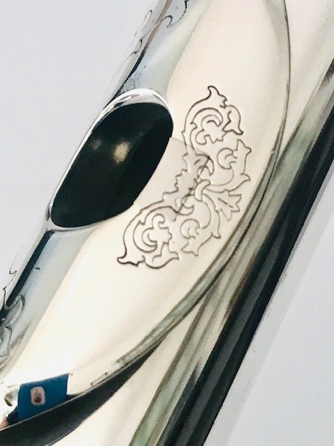 IMG_8594.jpg SOLD - Drelinger Karritium Headjoint with Platinum Air Reed, Engraved Lipplate