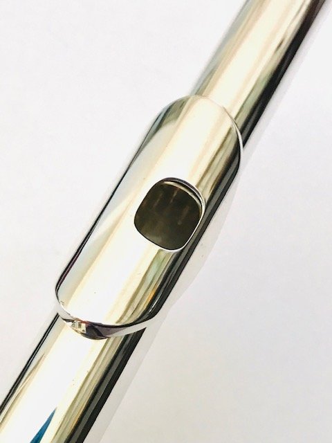 IMG_8700.jpg New Haynes Weissman Q1 HRODV Flute, Silver Haynes Classic Headjoint, Offset G, D# Roller, Tone Holes, Warranty!