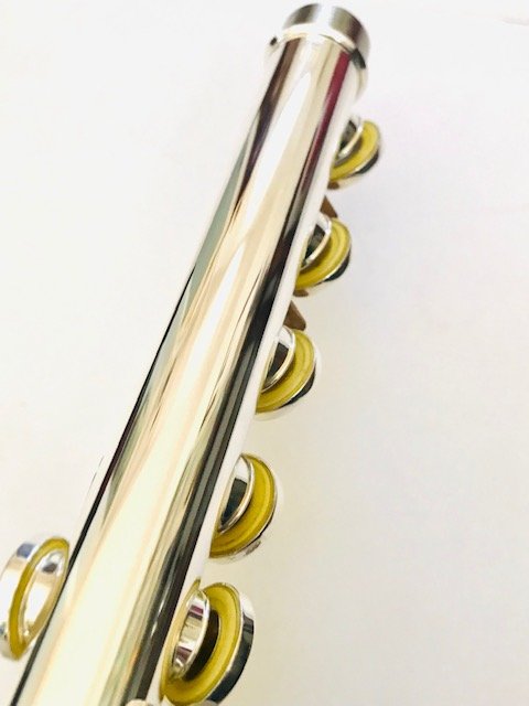 IMG_8710.jpg New Haynes Weissman Q1 HRODV Flute, Silver Haynes Classic Headjoint, Offset G, D# Roller, Tone Holes, Warranty!
