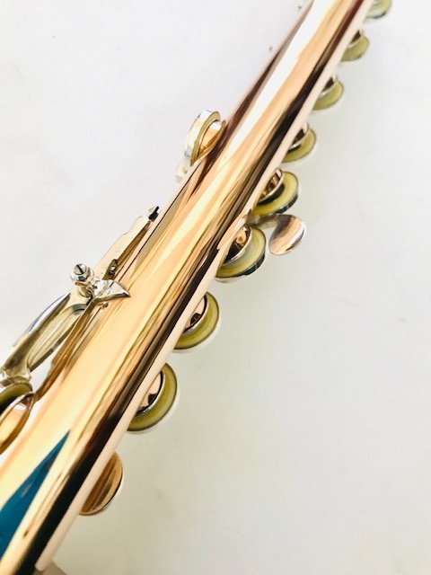 SOLD - DiZhao Handmade 14k Gold/Silver Flute, 6k Gold Lipplate/14k Riser, Engraved, Overhauled, C# Trill, Offset G, High E Facilitator, Warranty!
