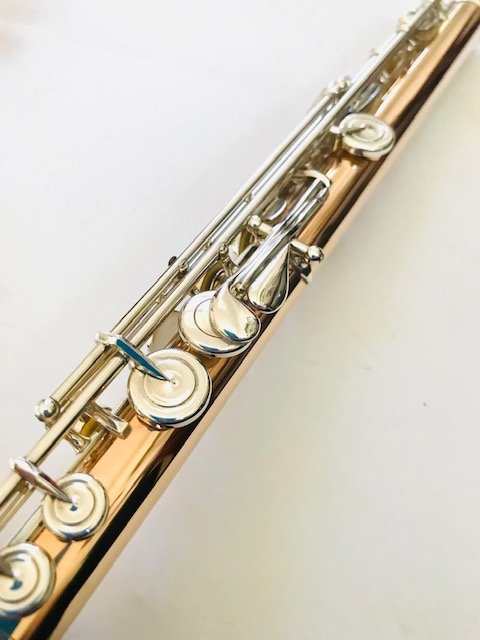 SOLD - DiZhao Handmade 14k Gold/Silver Flute, 6k Gold Lipplate/14k Riser, Engraved, Overhauled, C# Trill, Offset G, High E Facilitator, Warranty!