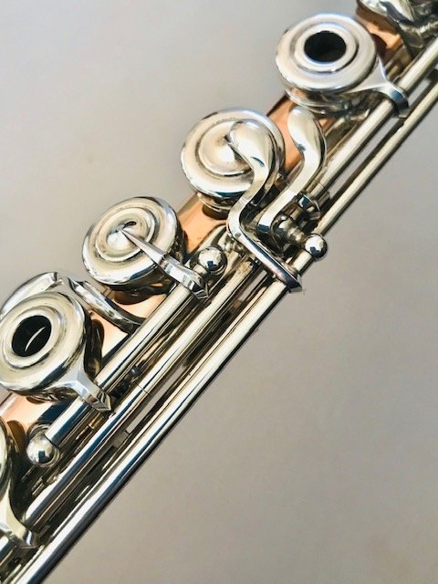 IMG_9084.jpg SOLD - Haynes Custom Fusion Flute, 14k Silver Platinum, C# Trill, Offset G, Refurbished, Warranty!
