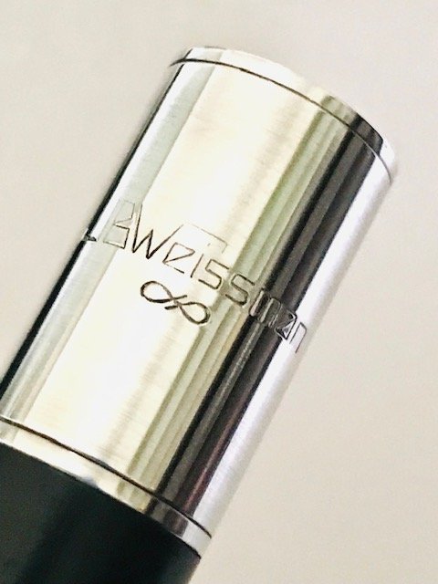 IMG_9244.jpg New Weissman Grenadilla and Cocobolo Wood Piccolo, Reverse Wave Headjoint, Warranty!