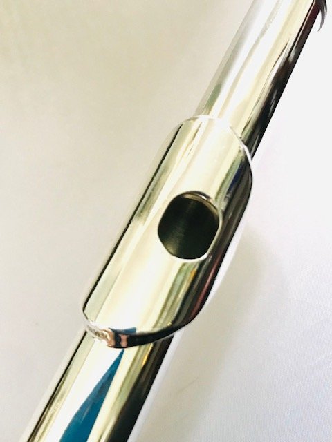 IMG_9751.jpg Pearl PF-505 Flute, Curved and Straight Headjoints, Closed Hole, Offset G, Split E Mechanism, Warranty!