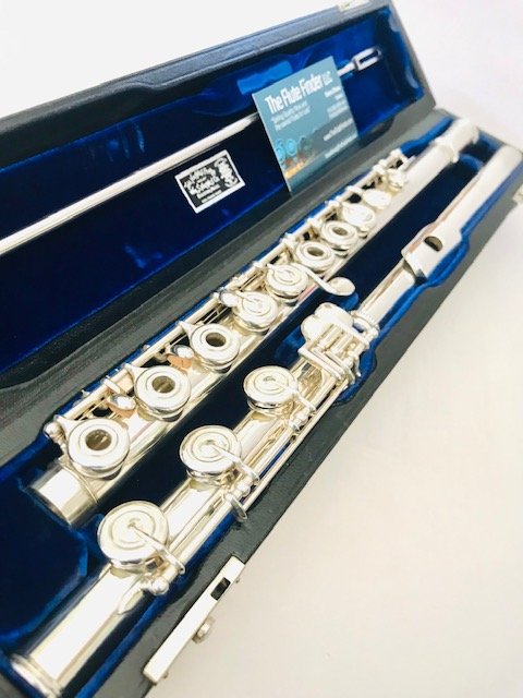 openbox-11.jpg Haynes Handmade All Silver Flute, In-line G, B foot, Overhauled, Warranty!