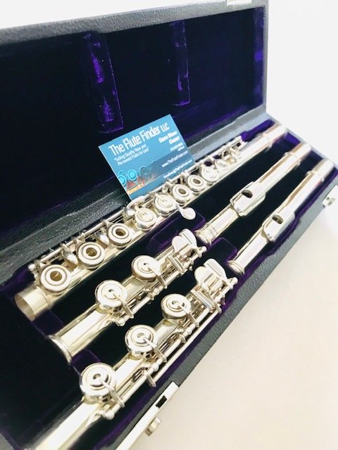 Altus 1807-AL .946 Silver Seamed Tube Flute, In-line G, with both C and B Footjoints, Includes 2 Different Altus Headjoints, Refurbished with Warranty