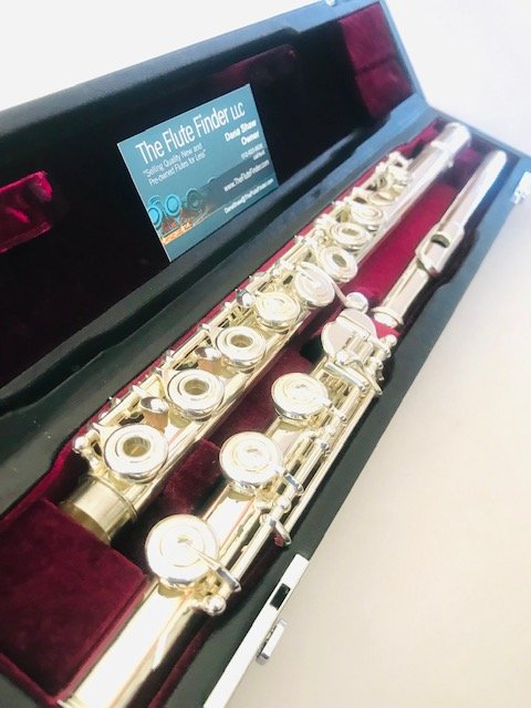 openbox-3-2.jpg New Haynes Weissman Q1 HRODV Flute, Silver Haynes Classic Headjoint, Offset G, D# Roller, Tone Holes, Warranty!