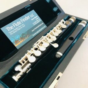 openbox-6-1.jpg New! Burkart Resona Grenadilla Piccolo, Standard Headjoint, Factory Warranty!