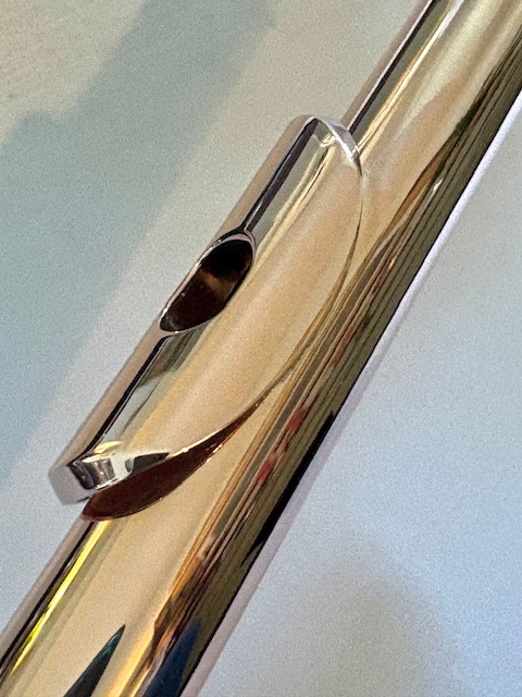 Jack Moore Handmade Flute with 2 headjoints and 2 foot joints, 14k headjoint, Sterling Silver headjoint, Offset G, C Foot and B Foot both with D# Rollers, Warranty!