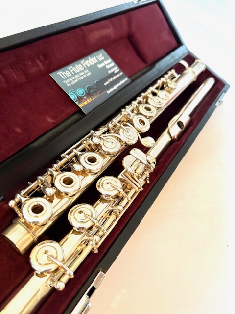 Yamaha YFL-472 Flute, solid silver, offset G, B foot, Split E Mechanism, Warranty!