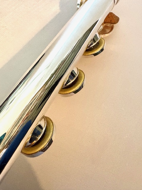 Yamaha YFL-472 Flute, solid silver, offset G, B foot, Split E Mechanism, Warranty!