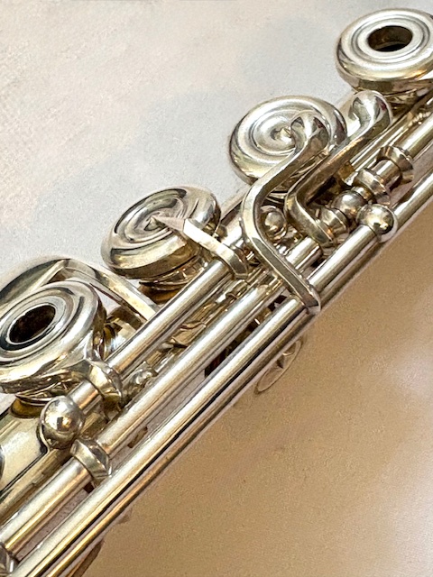 Lillian Burkart Elite 5-95 Platinum Enhanced Handmade Flute, Offset G, C# Trill, M2 Headjoint, 1-year Warranty!