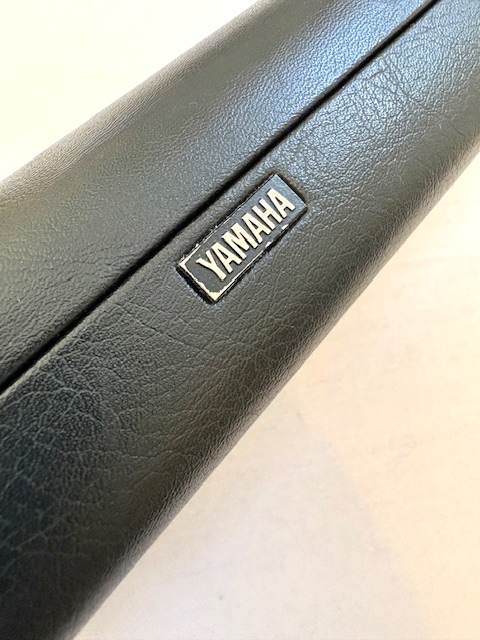 Yamaha YFL-687 Professional Level Solid Silver Flute, Heavywall, In-line G, C# Trill, High E Facilitator, 1-year Warranty!