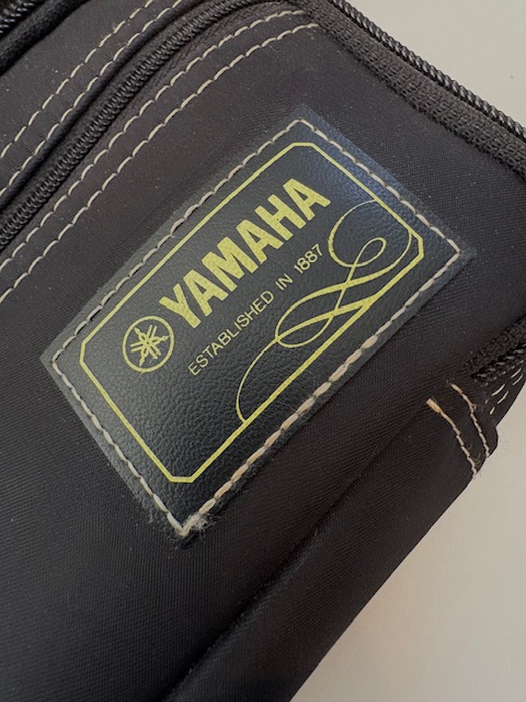 Yamaha YFL-687 Professional Level Solid Silver Flute, Heavywall, In-line G, C# Trill, High E Facilitator, 1-year Warranty!