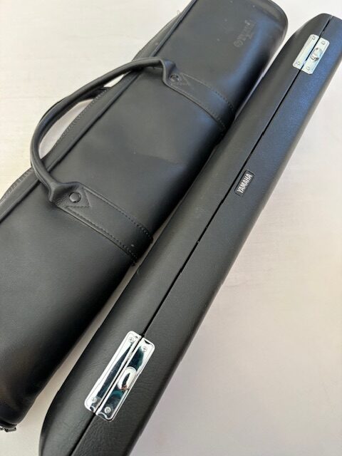 Yamaha YFL-684H Professional Level Solid Silver Flute, In-line G, C# Trill Key, High E Facilitator, B foot, 1-Year Warranty!