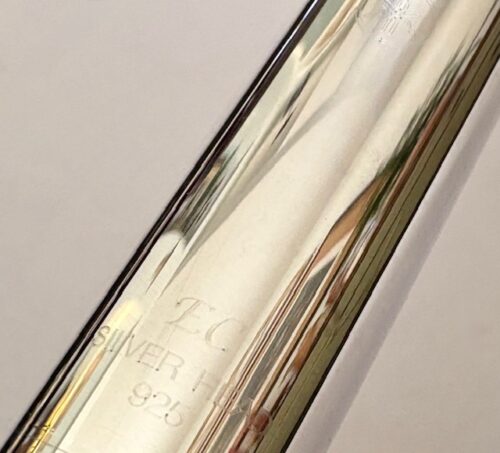 Yamaha YFL-684H Professional Level Solid Silver Flute, In-line G, C# Trill Key, High E Facilitator, B foot, 1-Year Warranty!