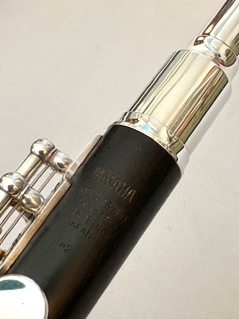 Yamaha YPC-82 Professional Piccolo, Sterling Silver Headjoint, Sterling Silver keys and mechanism, Grenadilla Wood Body, 1-Year Warranty!
