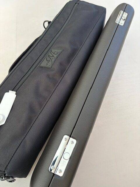 IMG_0782 Miyazawa Handmade Flute Model 602, Solid Silver, .958 Britannia Silver Tubing, Split E Mechanism, C# Trill, D# Roller, 1-Year Warranty!