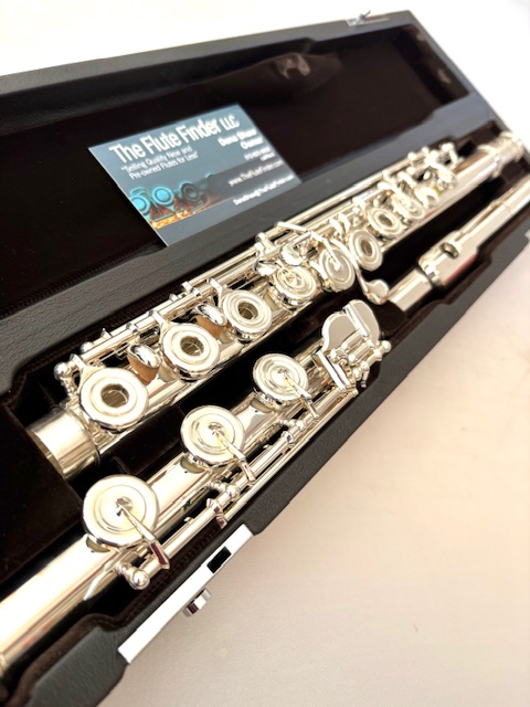 IMG_0783 Miyazawa Handmade Flute Model 602, Solid Silver, .958 Britannia Silver Tubing, Split E Mechanism, C# Trill, D# Roller, 1-Year Warranty!