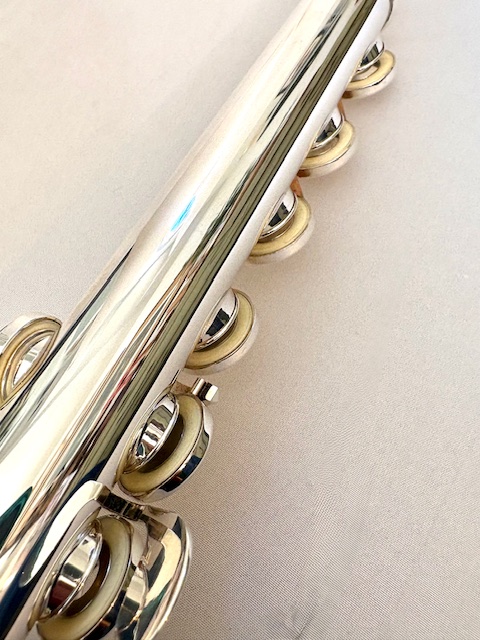 IMG_0792 Miyazawa Handmade Flute Model 602, Solid Silver, .958 Britannia Silver Tubing, Split E Mechanism, C# Trill, D# Roller, 1-Year Warranty!