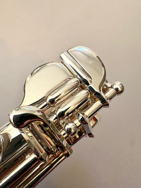IMG_0799 Miyazawa Handmade Flute Model 602, Solid Silver, .958 Britannia Silver Tubing, Split E Mechanism, C# Trill, D# Roller, 1-Year Warranty!