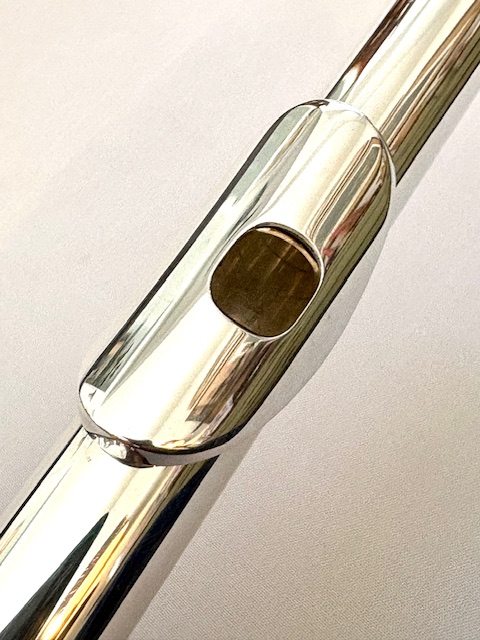 New Haynes Weissman Q2 HROD Flute, Silver Haynes Classic Headjoint and body, Offset G, D# Roller, C# and Trill Key, Soldered Tone Holes, 14k Wall, Warranty!