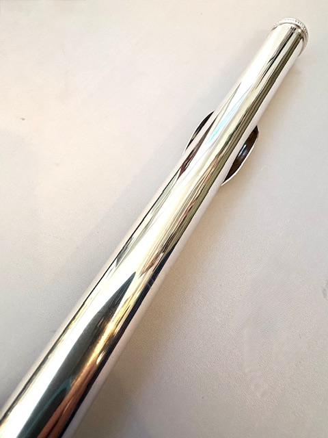 New Haynes Weissman Q2 HROD Flute, Silver Haynes Classic Headjoint and body, Offset G, D# Roller, C# and Trill Key, Soldered Tone Holes, 14k Wall, Warranty!