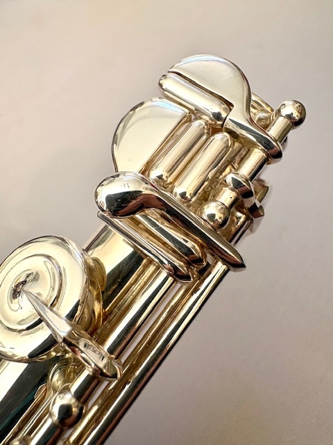 New Haynes Weissman Q2 HROD Flute, Silver Haynes Classic Headjoint and body, Offset G, D# Roller, C# and Trill Key, Soldered Tone Holes, 14k Wall, Warranty!