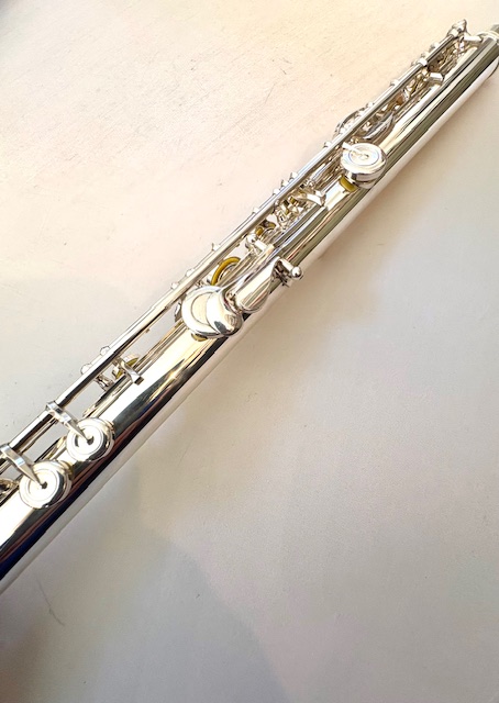 IMG_0953 Muramatsu DS All Silver Flute, Inline G, Heavywall, D# Roller, High E Facilitator, Tsubasa headjoint Cut, 1-Year Warranty!