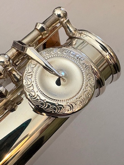 IMG_0957 Muramatsu DS All Silver Flute, Inline G, Heavywall, D# Roller, High E Facilitator, Tsubasa headjoint Cut, 1-Year Warranty!