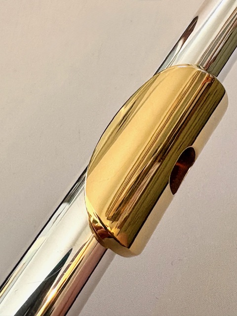 Altus Azumi AZ2 Flute Limited Edition, Sterling Silver Headjoint, 24k Gold Plated Lipplate and Crown, Offset G, B Foot, 1-Year Warranty!