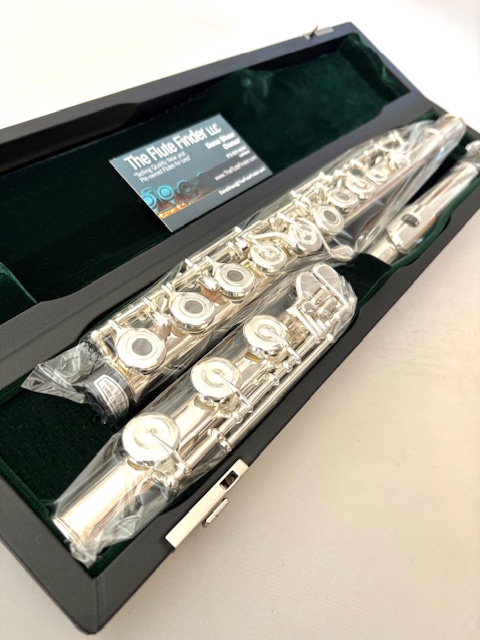 IMG_1070 New! Pearl PF-765 Solid Silver Flute, Offset G, B foot, Split E Mechanism, Largo Headjoint, Factory Warranty!